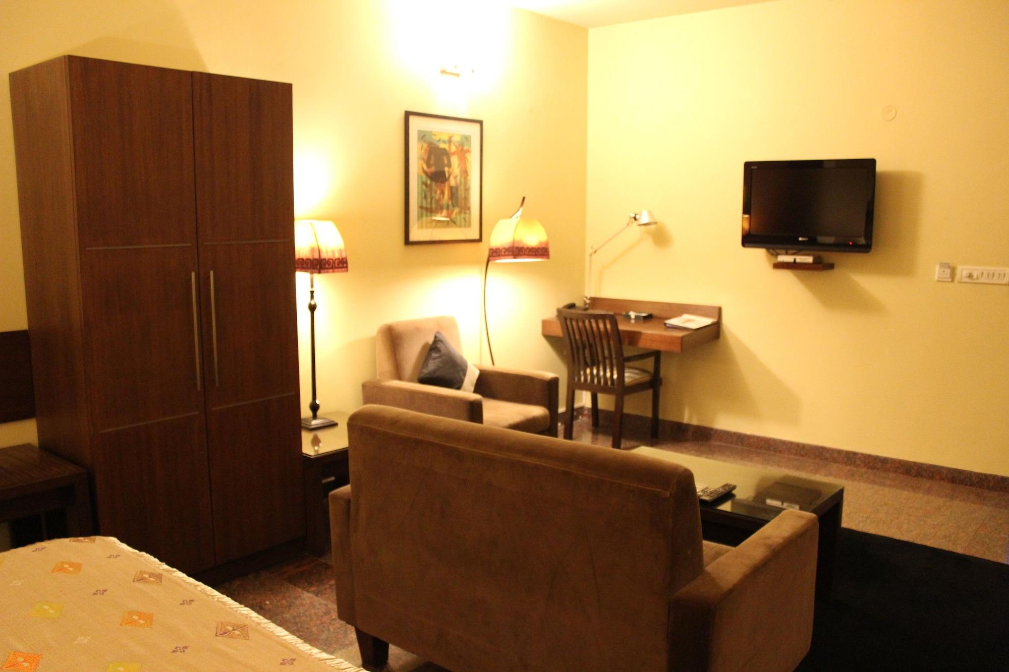 Justa Indiranagar Aparthotel Бангалор Екстериор снимка