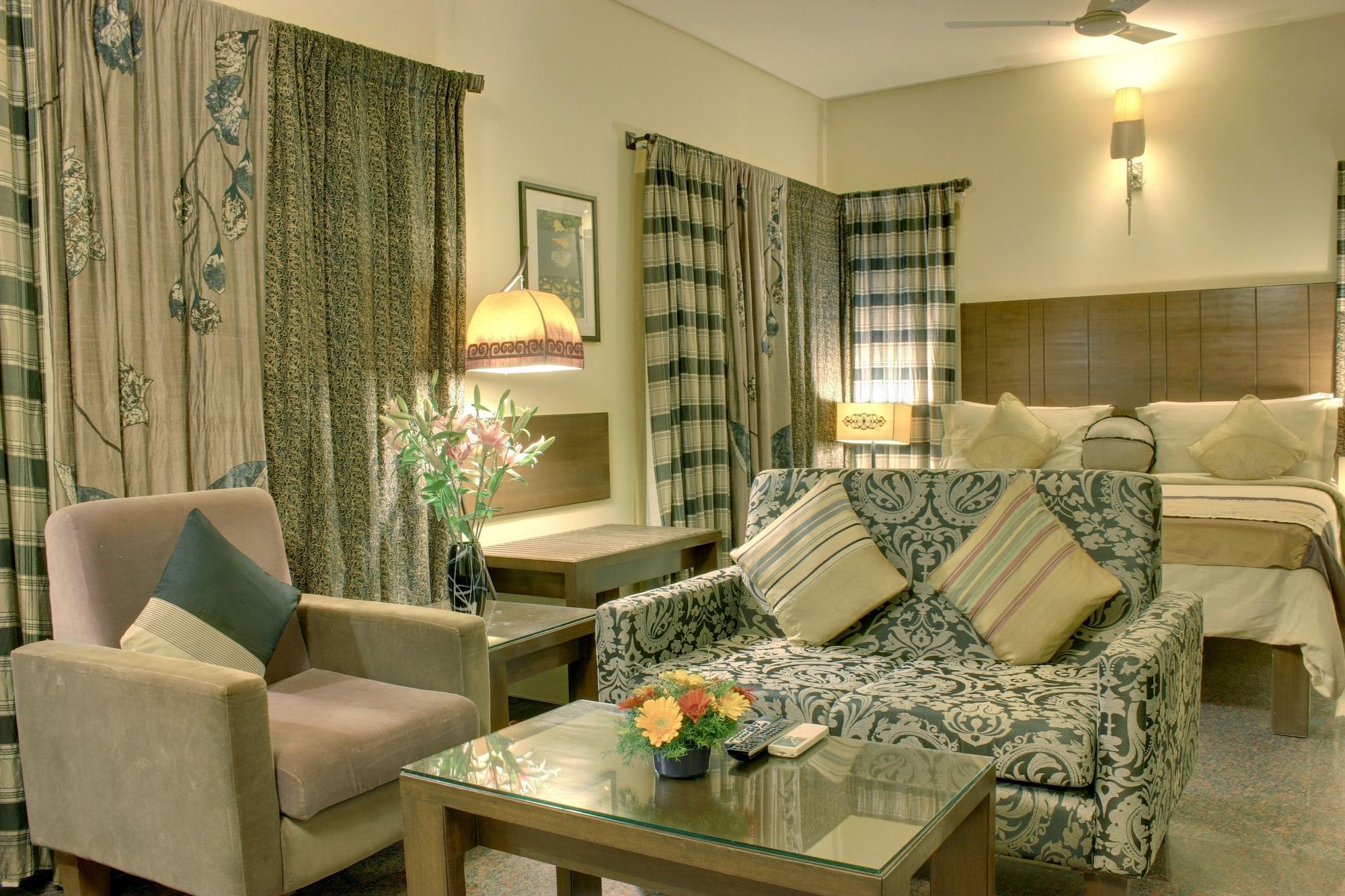 Justa Indiranagar Aparthotel Бангалор Екстериор снимка