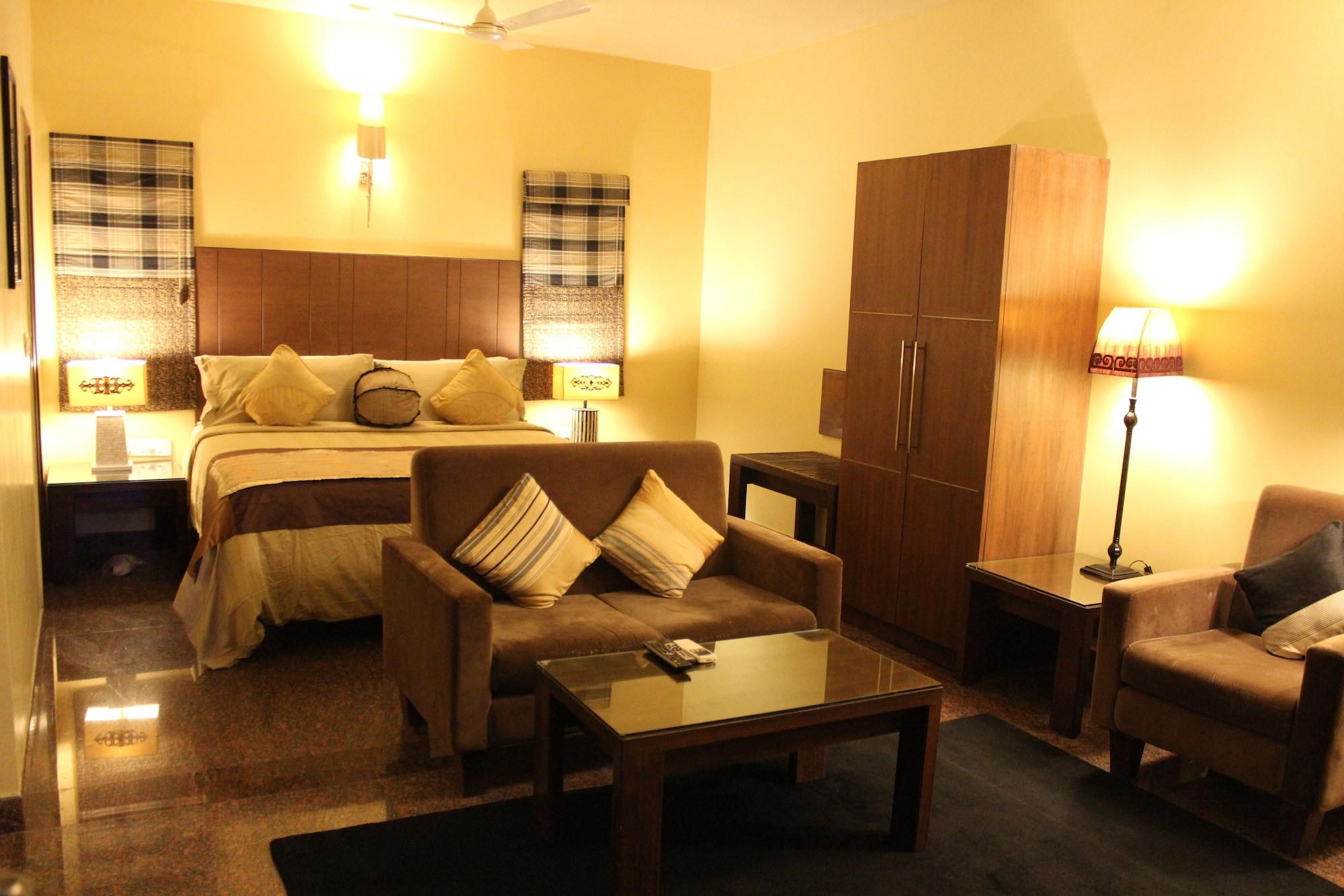 Justa Indiranagar Aparthotel Бангалор Стая снимка