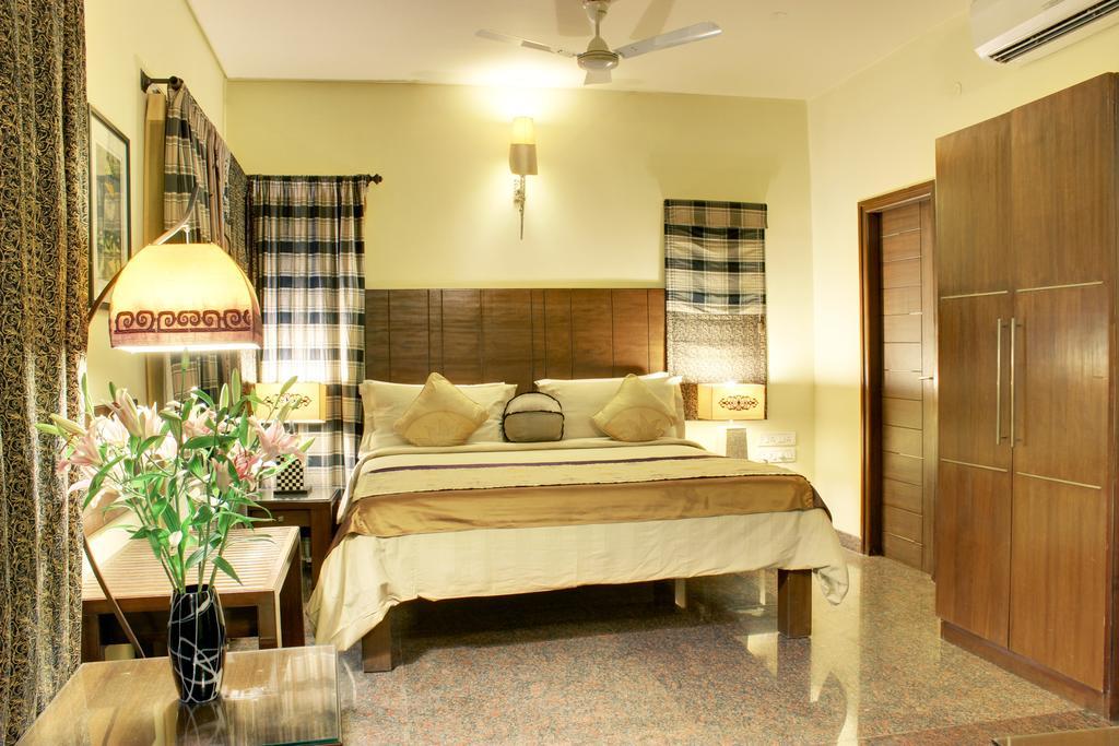Justa Indiranagar Aparthotel Бангалор Екстериор снимка