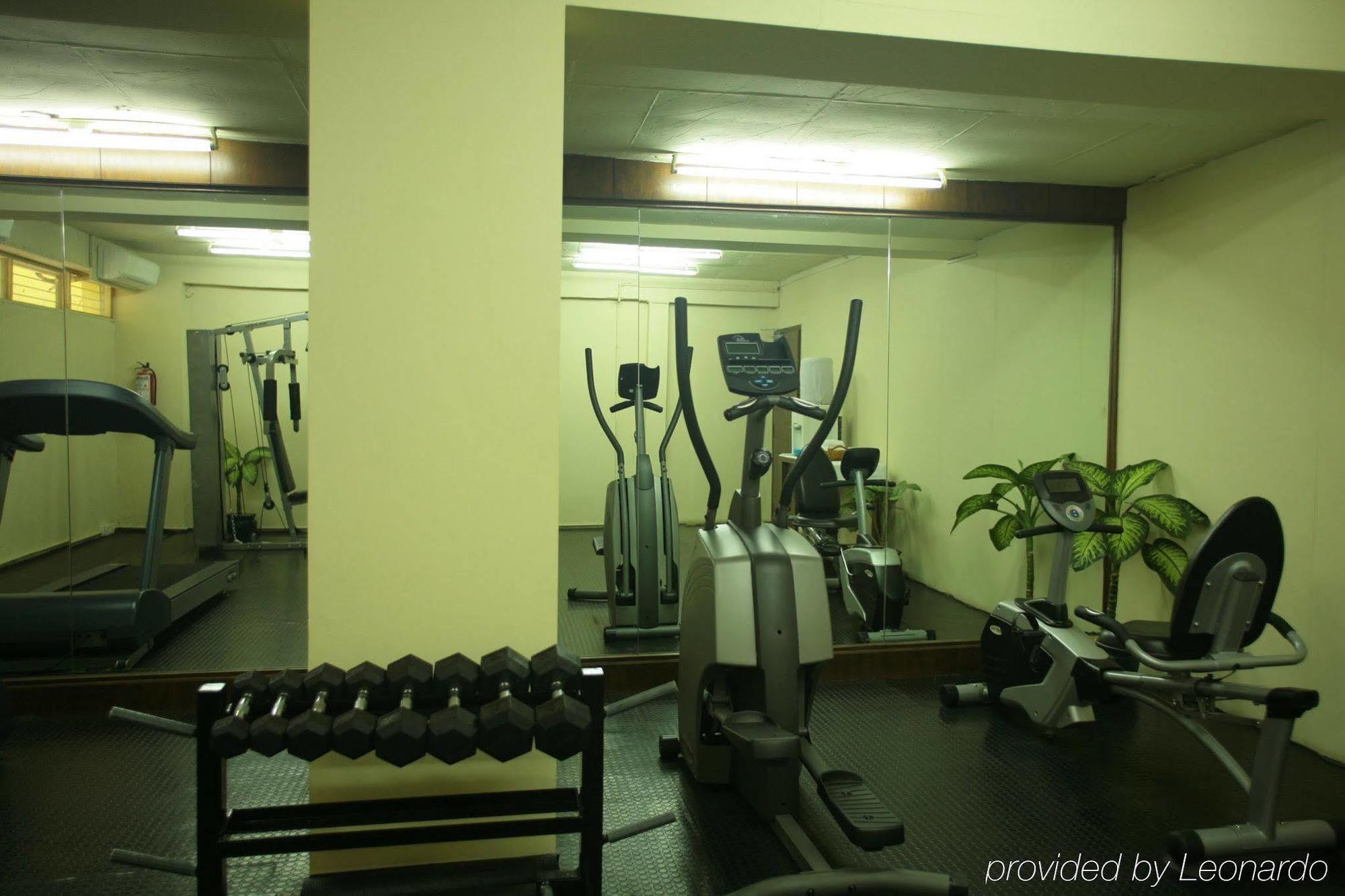 Justa Indiranagar Aparthotel Бангалор Съоръжения снимка