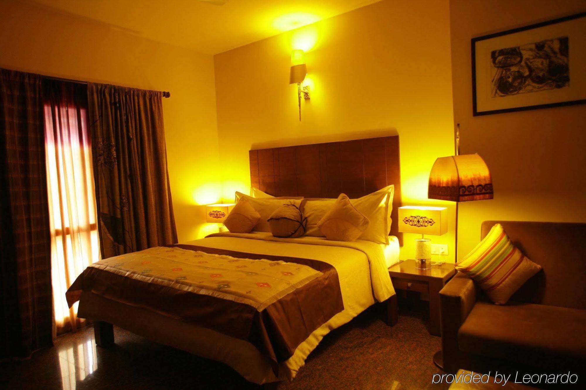 Justa Indiranagar Aparthotel Бангалор Стая снимка