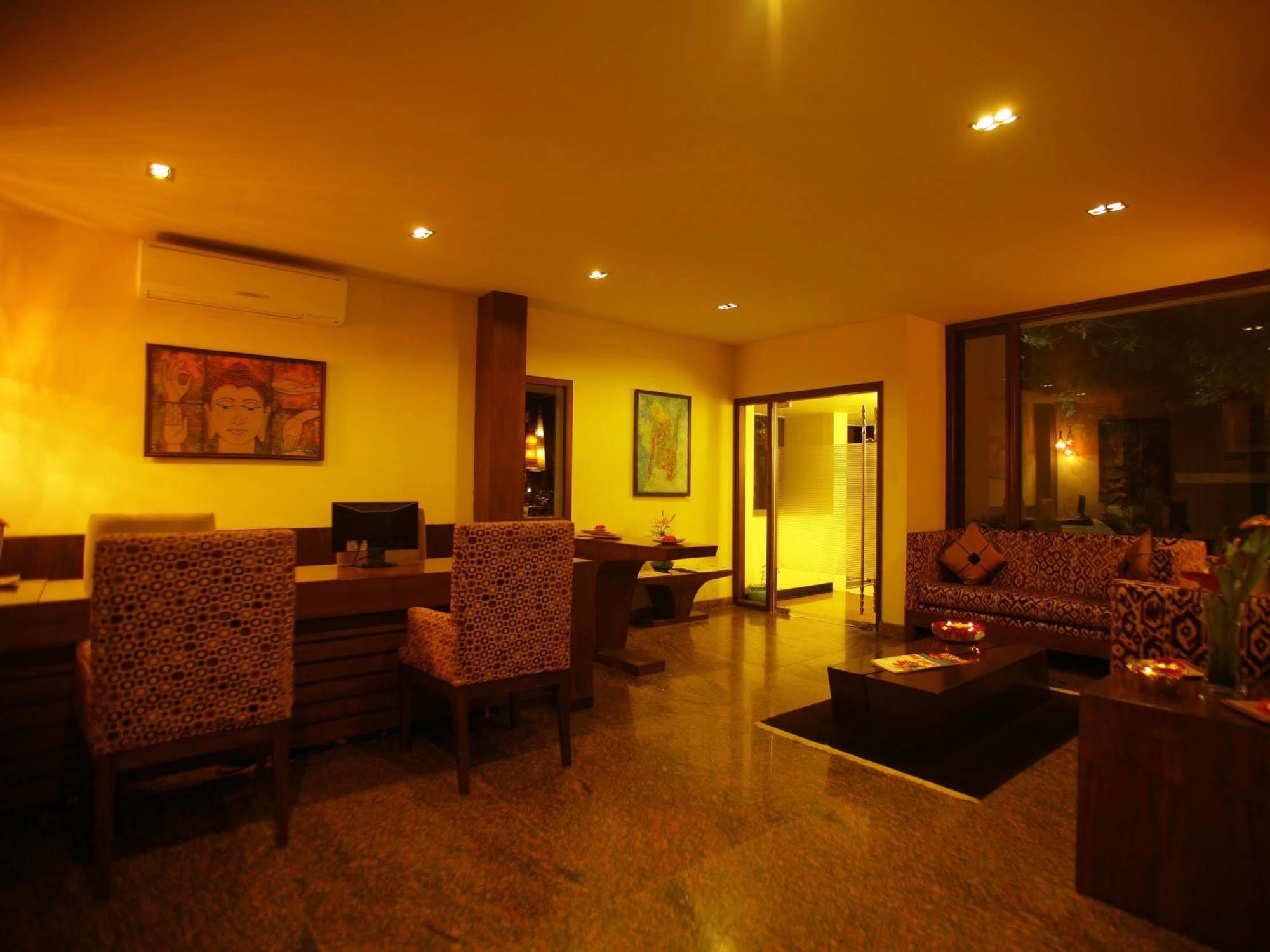 Justa Indiranagar Aparthotel Бангалор Екстериор снимка
