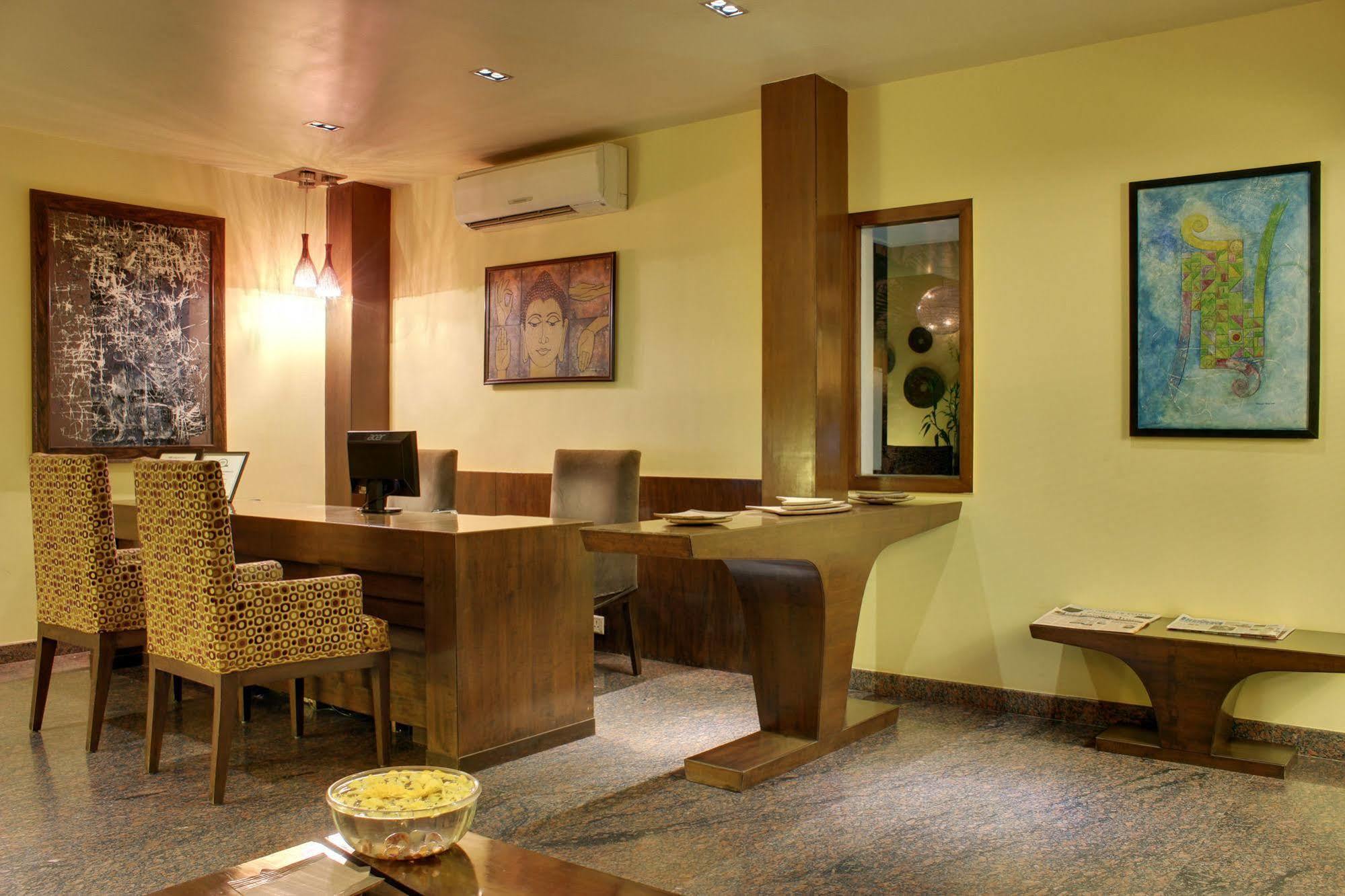 Justa Indiranagar Aparthotel Бангалор Екстериор снимка