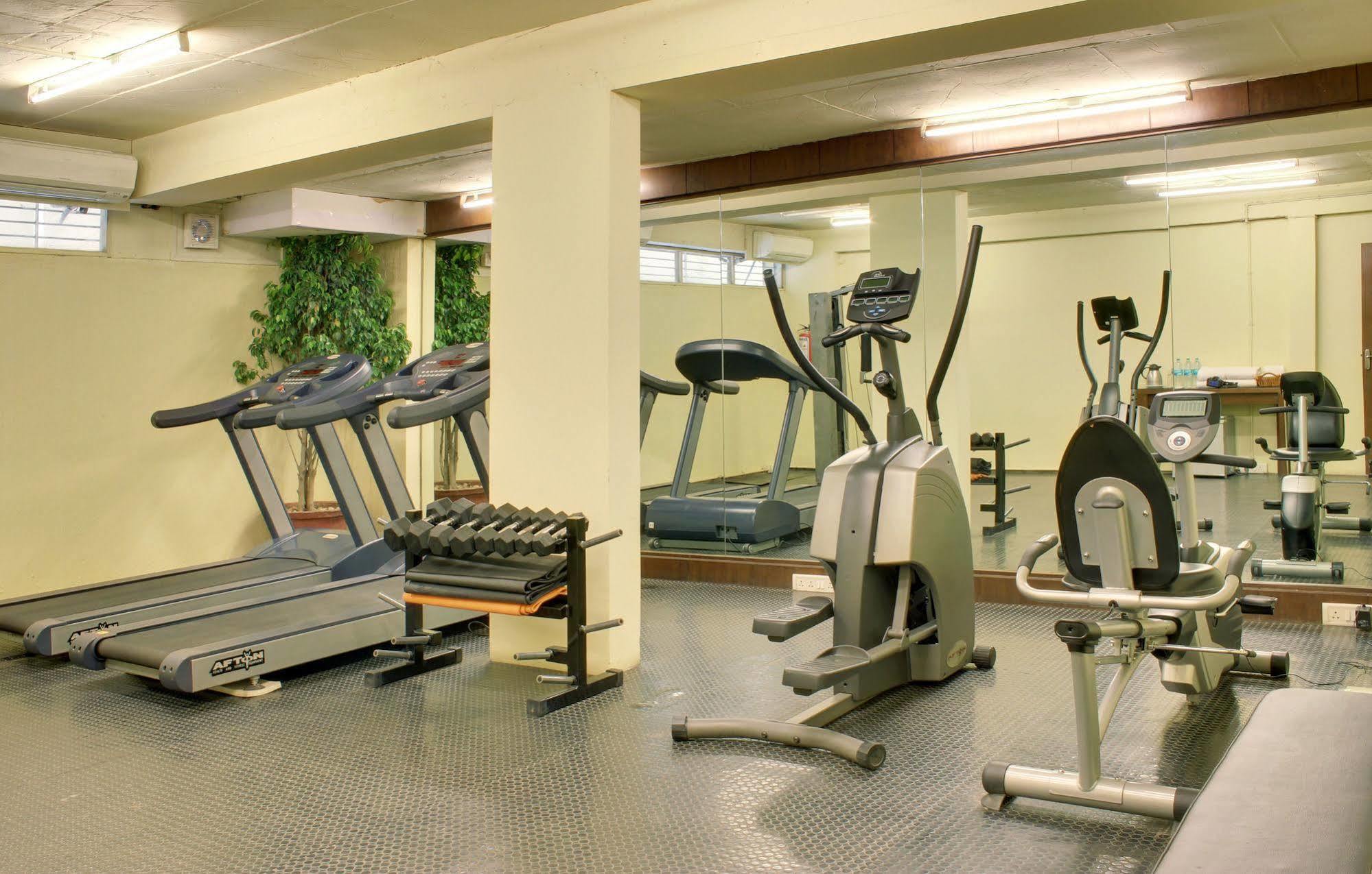 Justa Indiranagar Aparthotel Бангалор Екстериор снимка